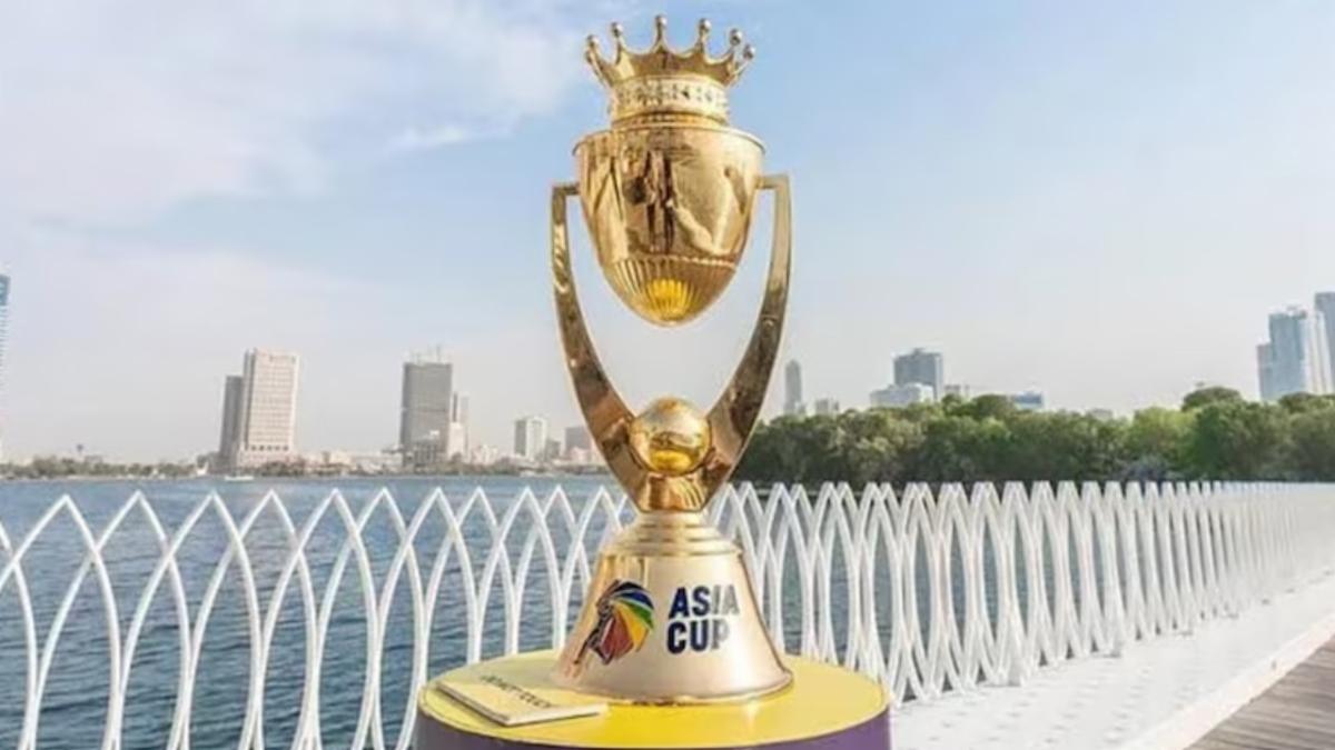 India refuses Asia Cup trophy after victory over Pakistan