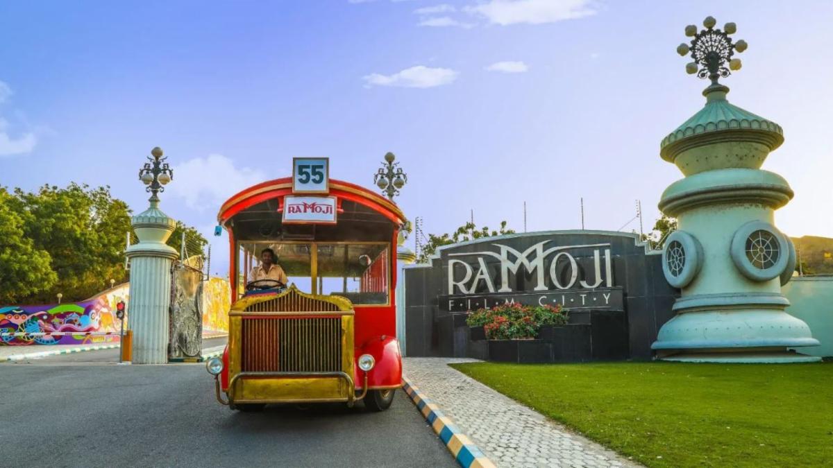 IRCTC Unveils New Air Tour: Indore-Hyderabad-Ramoji Film City-Srisailam Circuit Set for August 2025